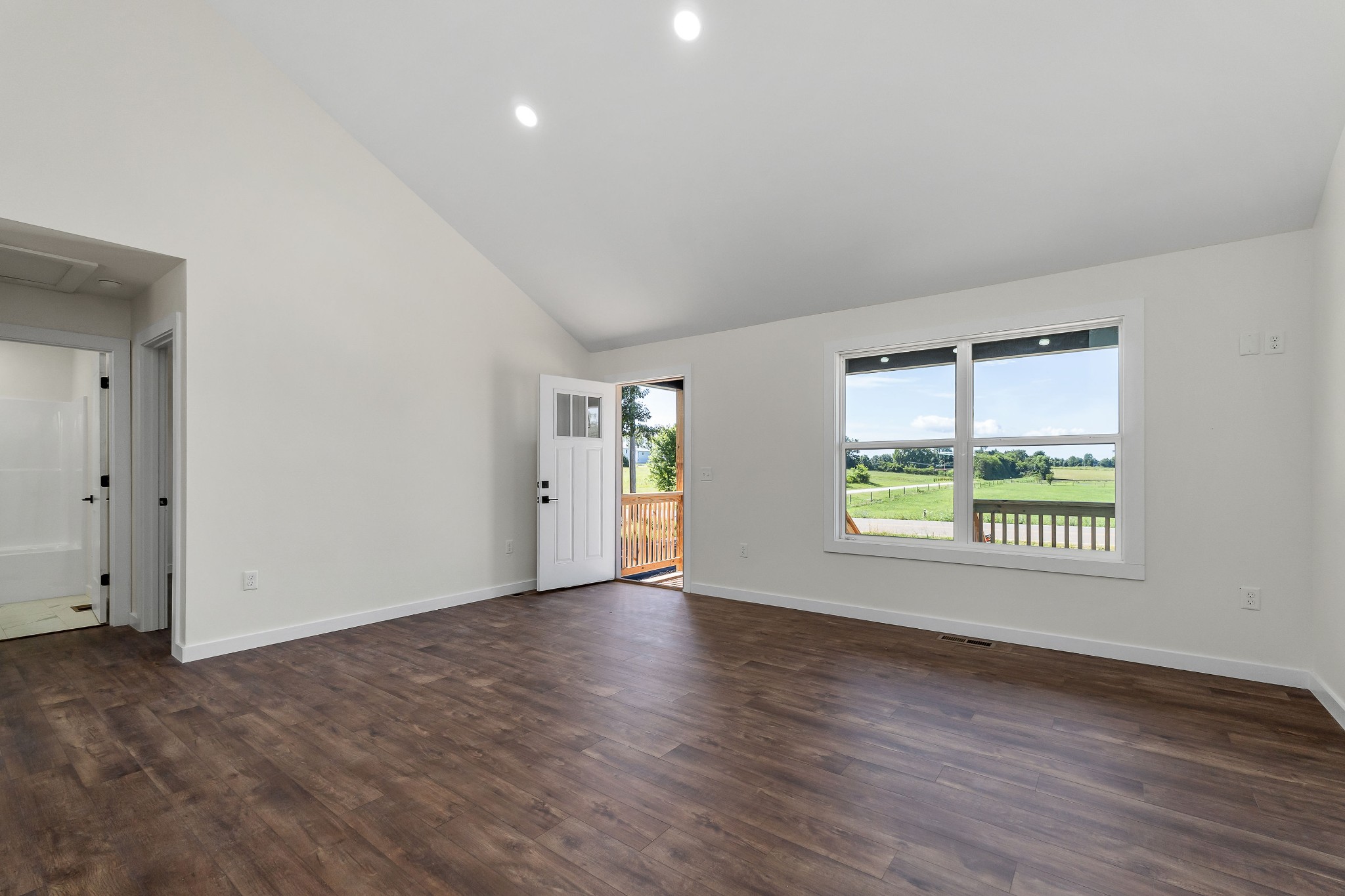 732 Millers Point Road Sparta, TN 38583 - Photo 8 of 26 Gallery Image 8