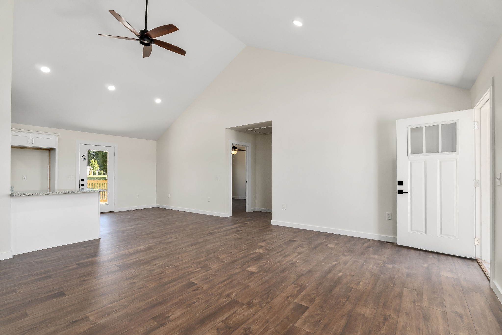 732 Millers Point Road Sparta, TN 38583 - Photo 10 of 26 Gallery Image 10