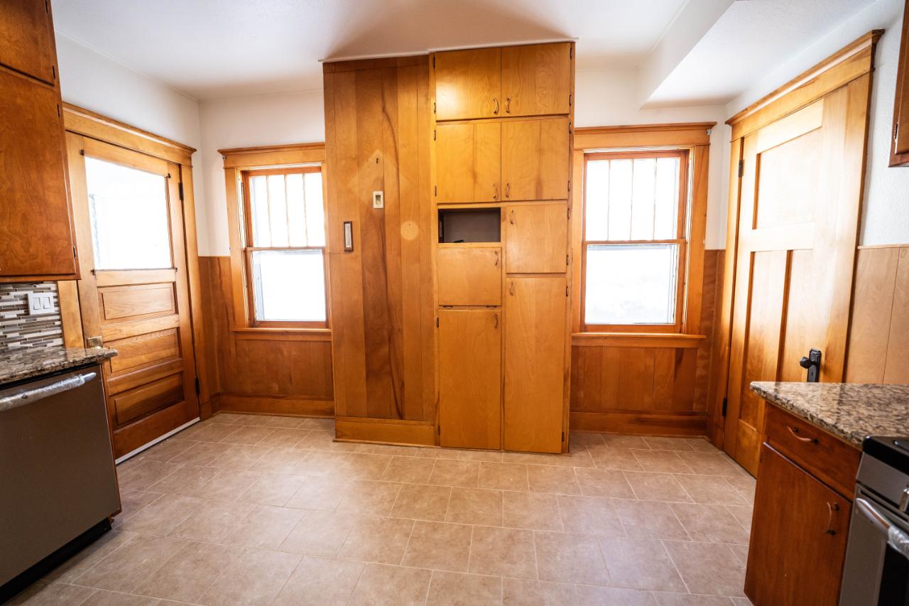 115 North Oneida Avenue Rhinelander, WI 54501 - Photo 7 of 48 Gallery Image 7