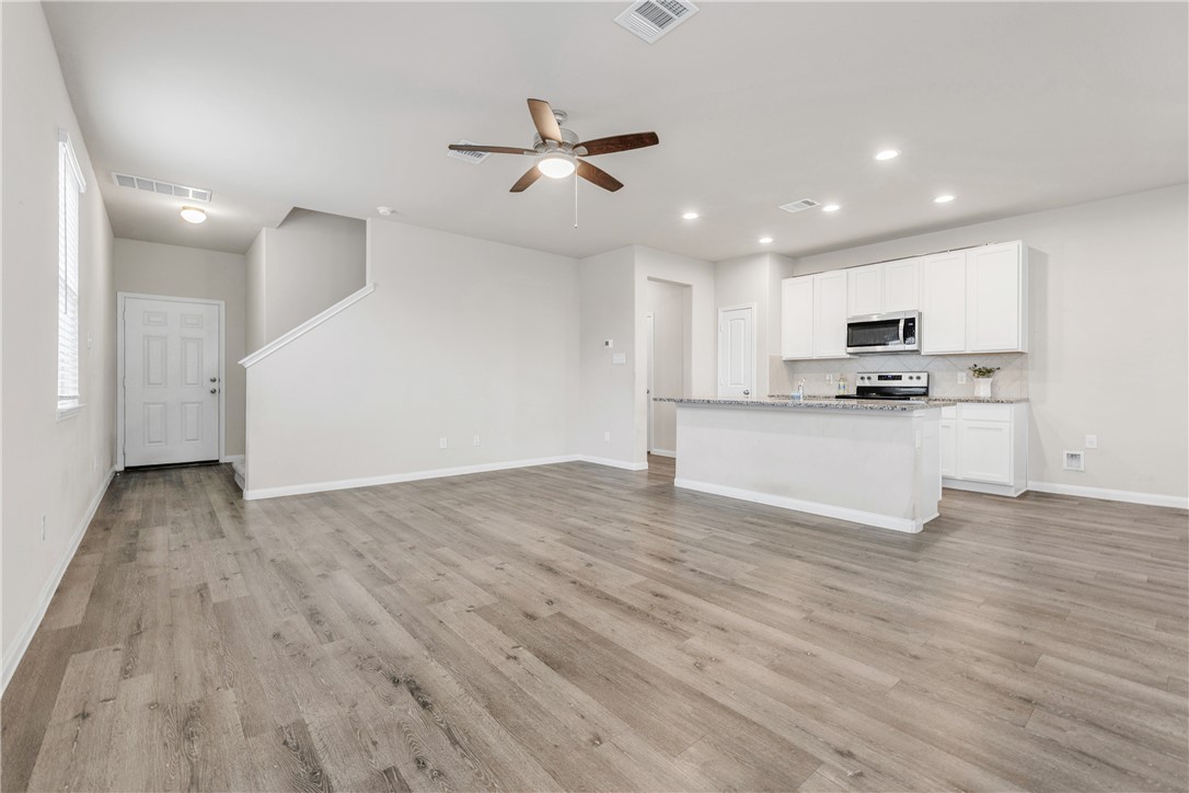 4700 Nopalitos Way Bryan, TX 77807 - Photo 13 of 35