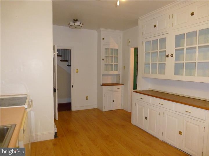 355 Martins Road Sinking Spring, PA 19608 - Photo 22 of 25 Kitchen