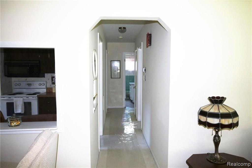 1533 East Melton Road Birmingham, MI 48009 - Photo 12 of 30