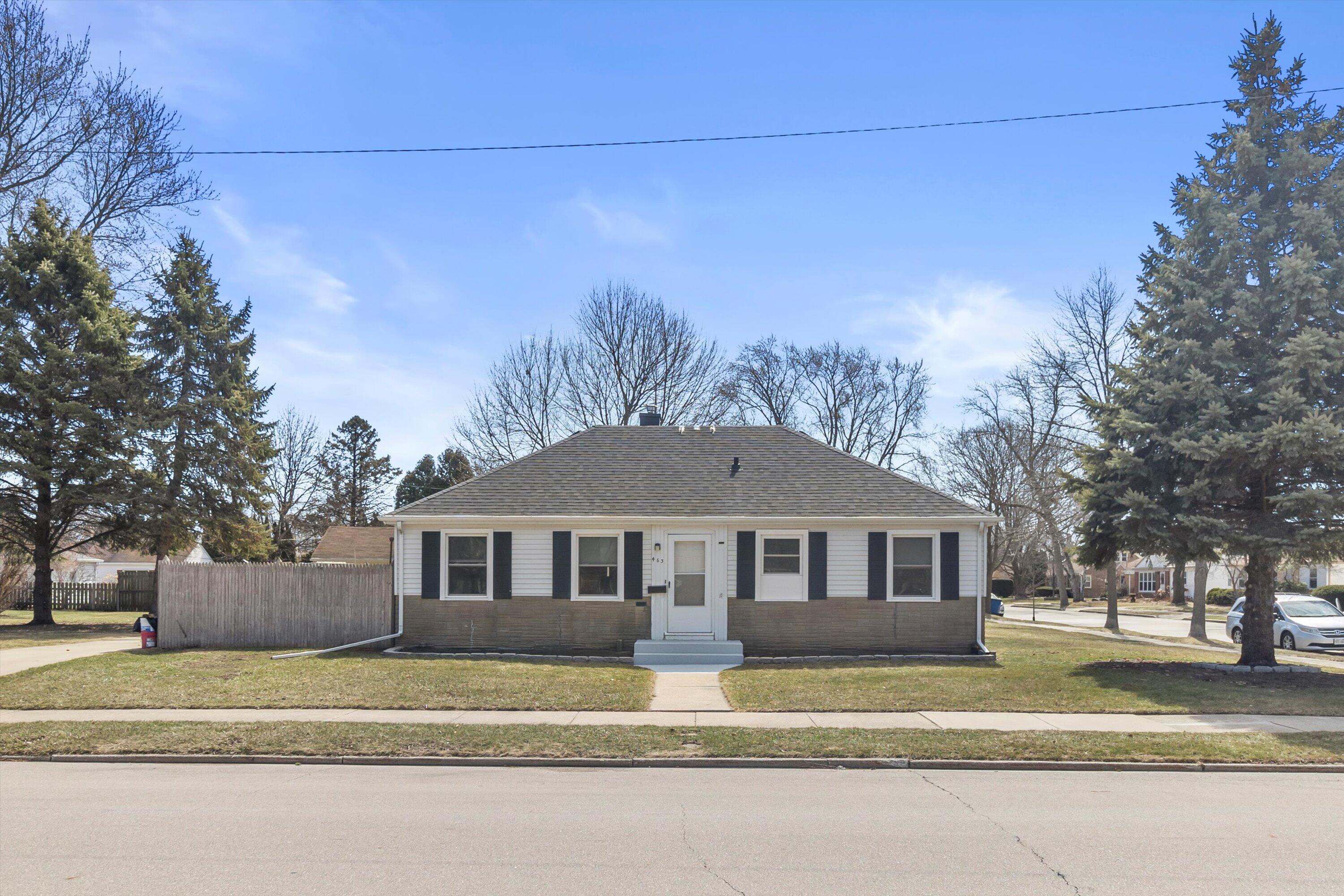 463 South Street Racine, WI 53402 - Photo 1 of 1 18-E6A4541