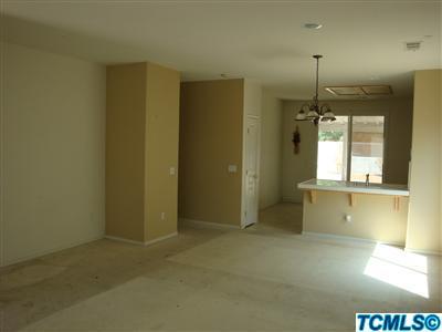 1810 Riesling Street Tulare, CA 93274 - Photo 4 of 14 Additional Photo