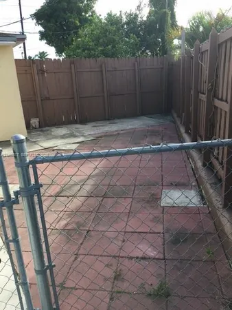 $2,250 | 1122 Northwest 24th Court, Unit 1122, Miami, FL 33125