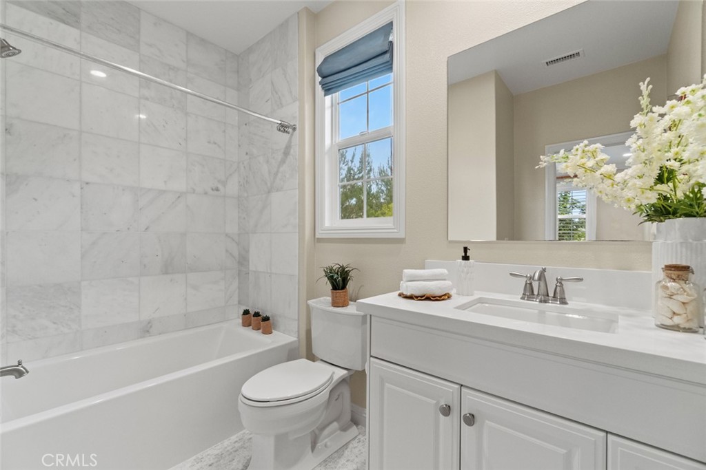 208 Radial Irvine, CA 92618 - Photo 30 of 50
