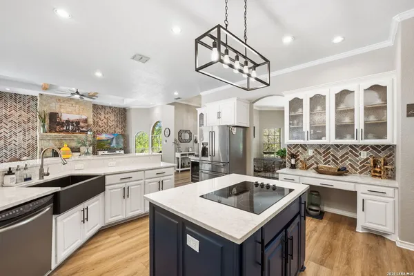 $1,150,000 | 2936 Bison Ridge Drive, Bulverde, TX 78163