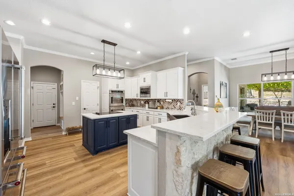 $1,150,000 | 2936 Bison Ridge Drive, Bulverde, TX 78163