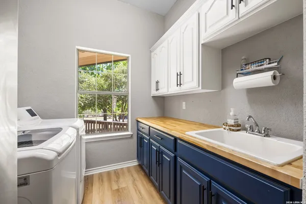 $1,150,000 | 2936 Bison Ridge Drive, Bulverde, TX 78163