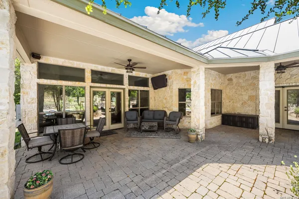 $1,150,000 | 2936 Bison Ridge Drive, Bulverde, TX 78163