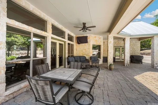 $1,150,000 | 2936 Bison Ridge Drive, Bulverde, TX 78163