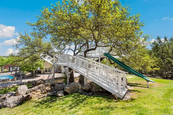 $1,150,000 | 2936 Bison Ridge Drive, Bulverde, TX 78163