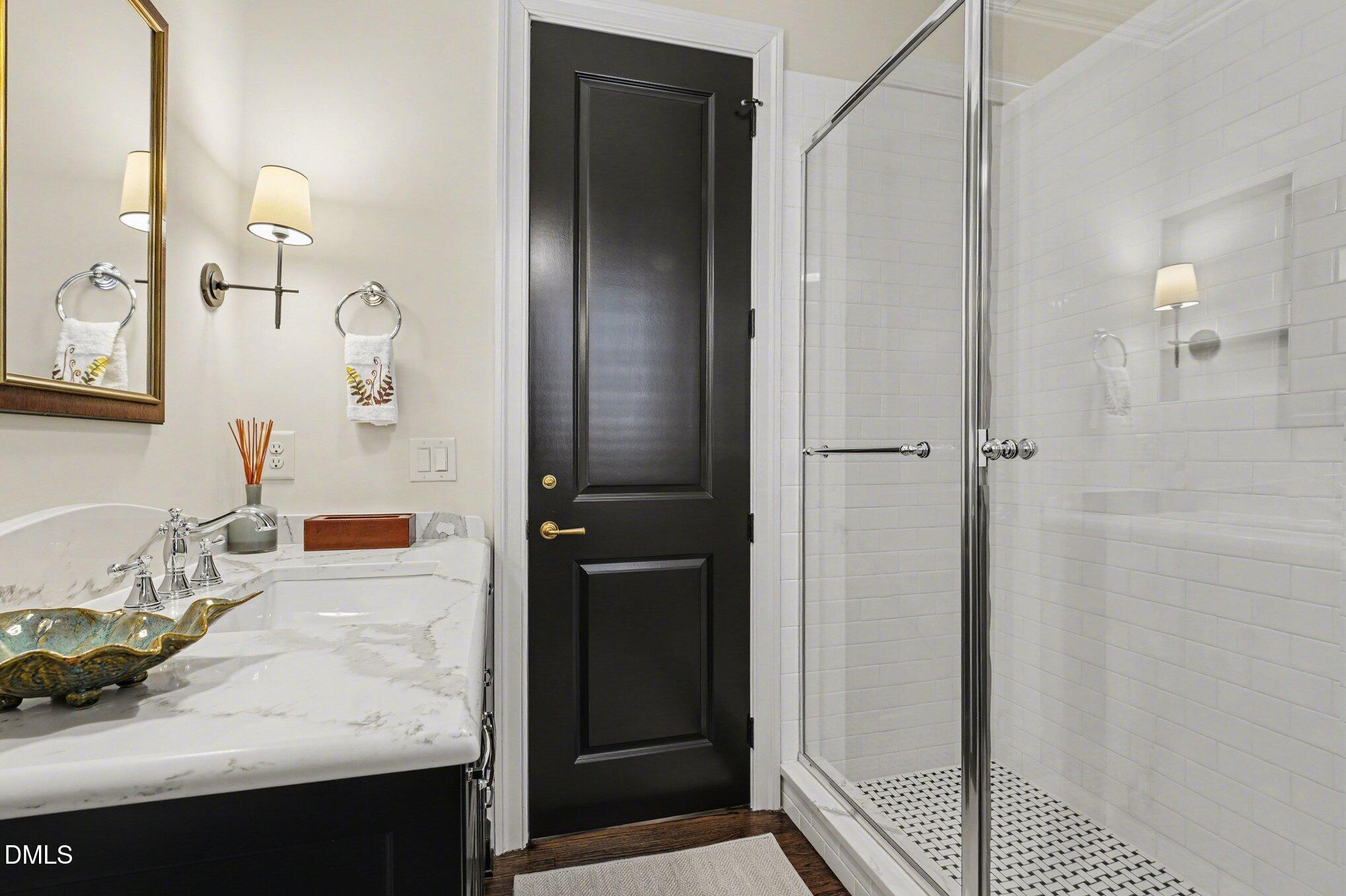 2709 Lochmore Drive Raleigh, NC 27608 - Photo 21 of 50 022_file_1025