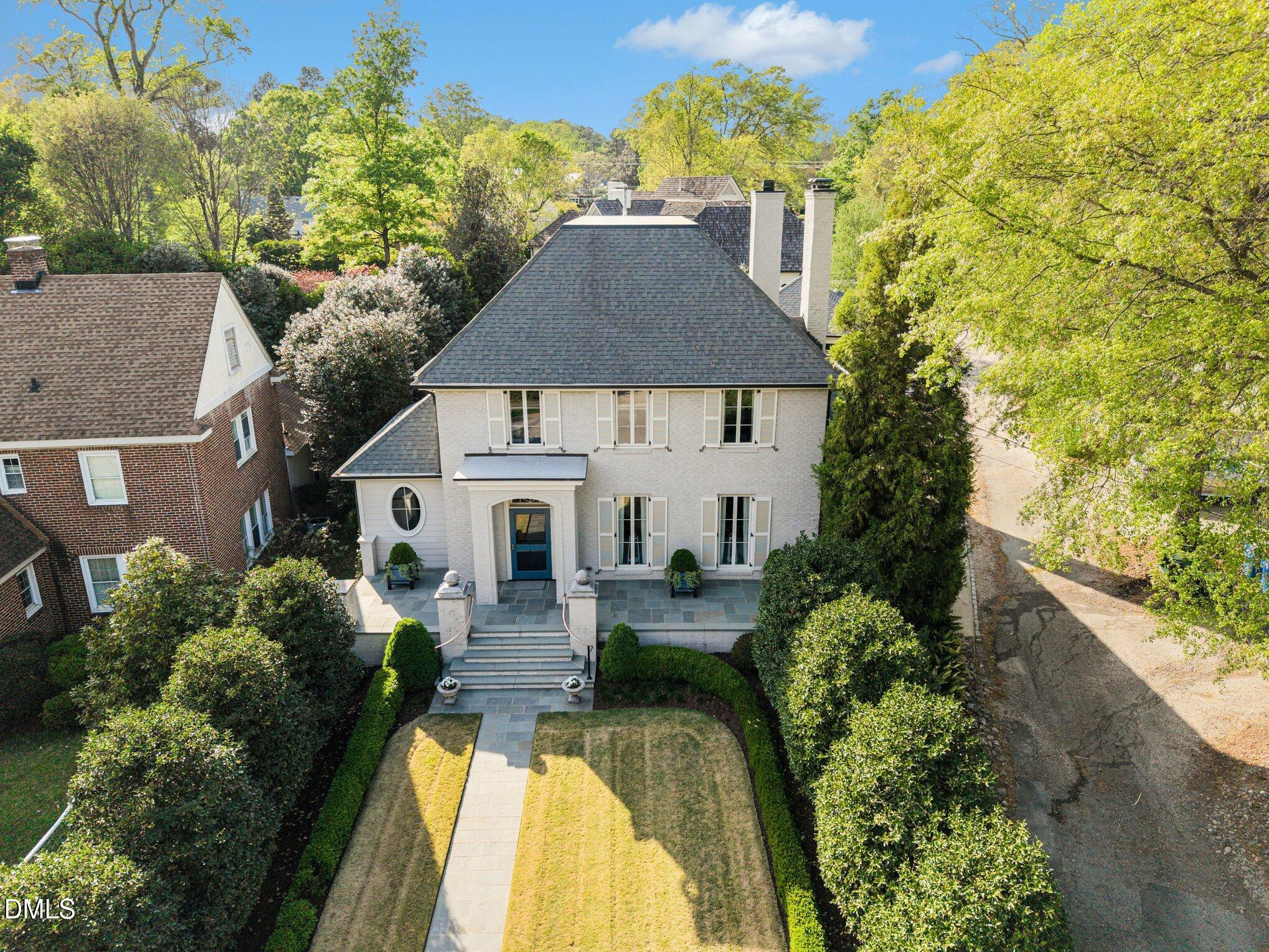 2709 Lochmore Drive Raleigh, NC 27608 - Photo 3 of 50 004_file_3682