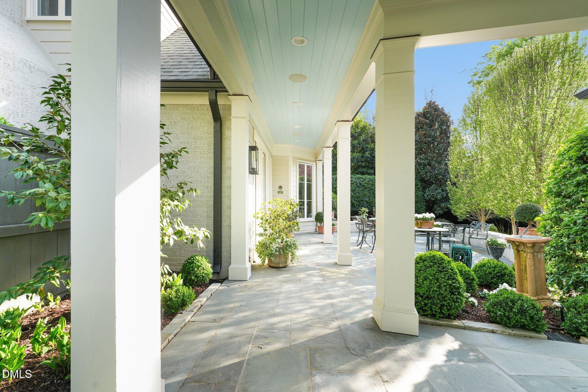 2709 Lochmore Drive Raleigh, NC 27608 - Photo 44 of 50 045_file_2993