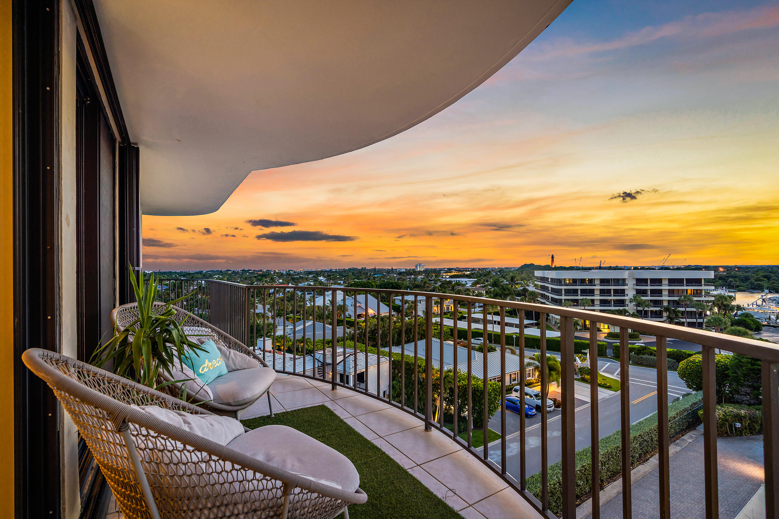 100 South Beach Road, Unit 604 Tequesta, FL 33469 - Photo 54 of 58 100 Beach Rd #604-65