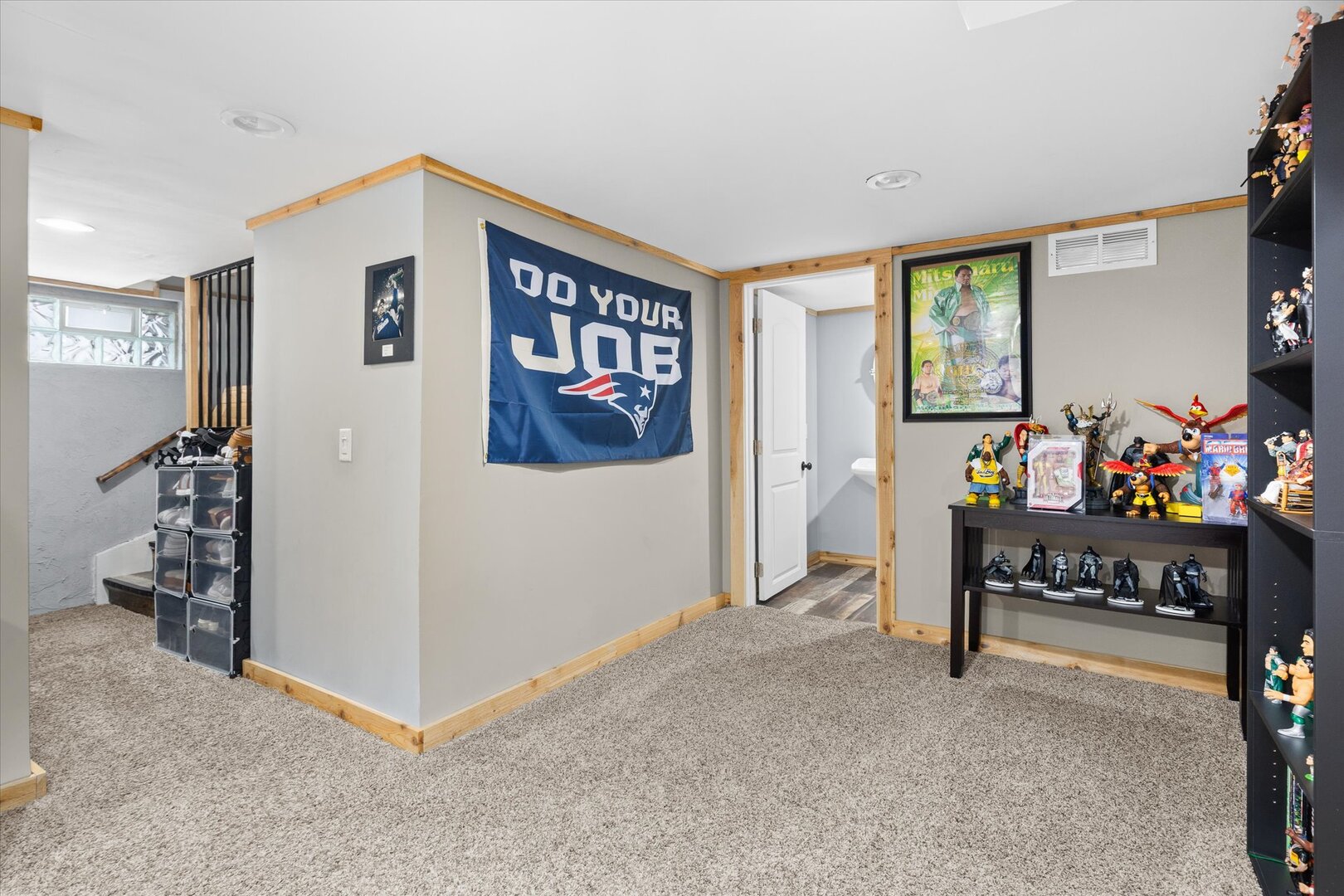 742 Chambers Street Ottawa, IL 61350 - Photo 31 of 39 a view of livingroom with furniture and toys