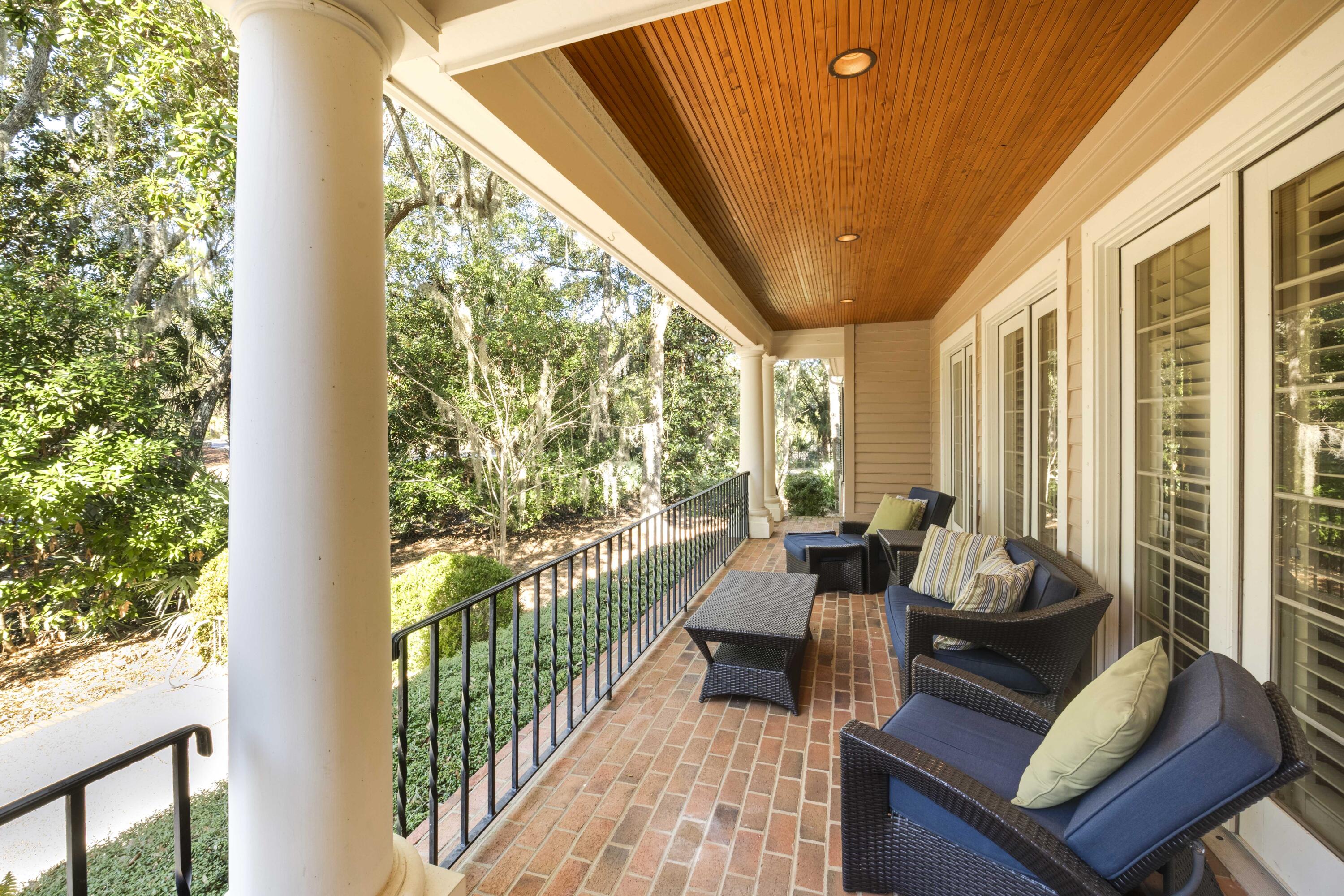 65 Surfsong Road Kiawah Island, SC 29455 - Photo 5 of 110 65 Surfsong_Low Res-26