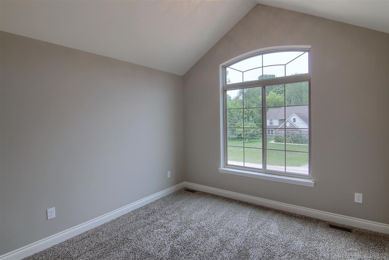 2597 Devondale Road Rochester, MI 48309 - Photo 12 of 32 31332262-11.JPG
