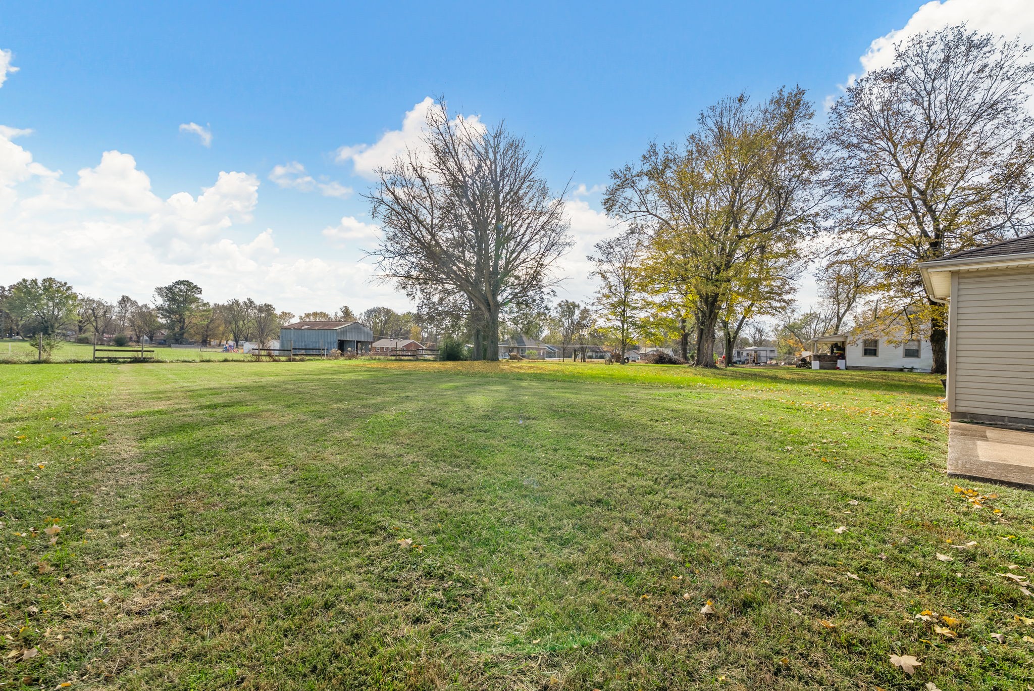 2278 Greenville Road Hopkinsville, KY 42240 - Photo 19 of 21 a view of a field with an trees