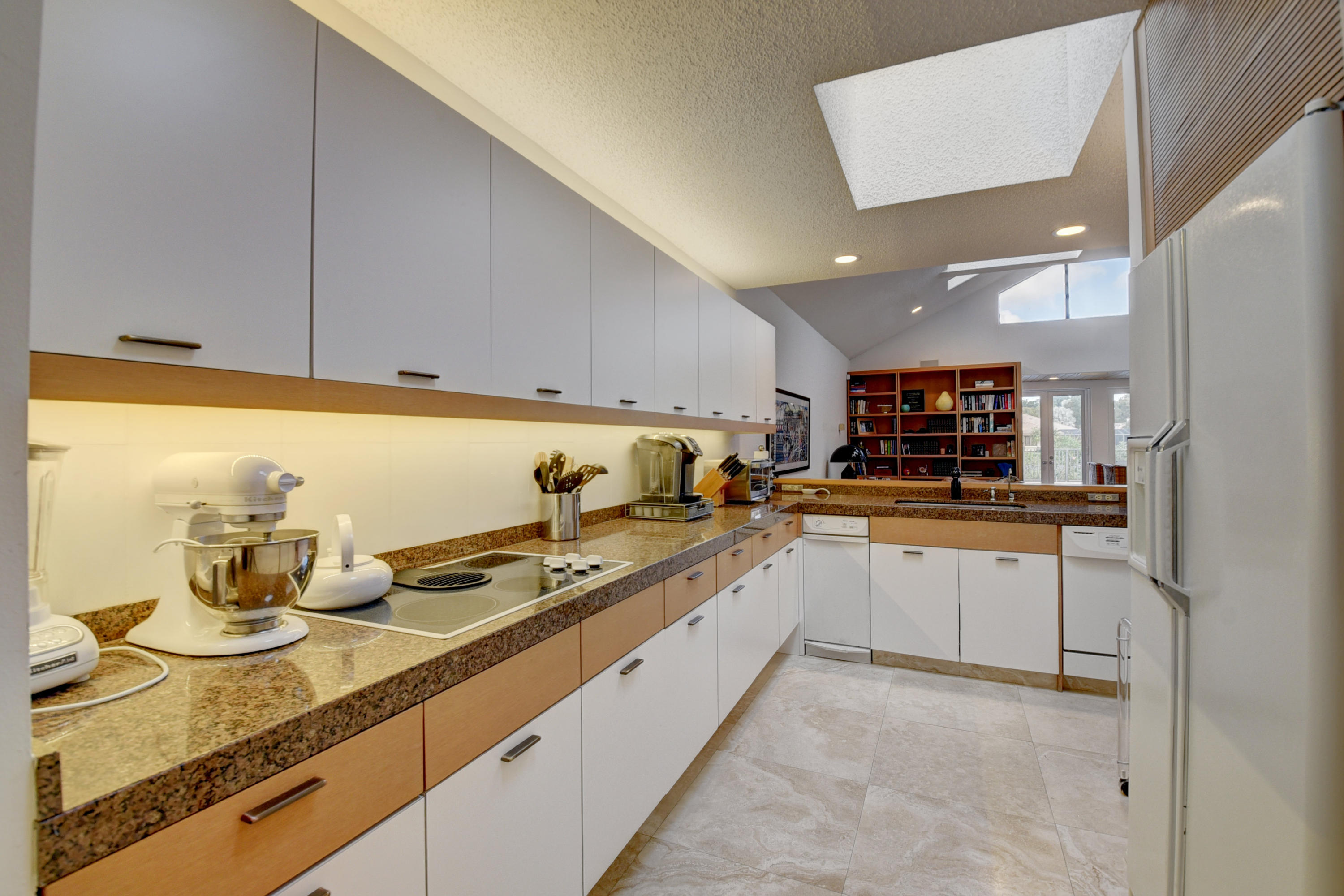 7583 Rexford Road Boca Raton, FL 33434 - Photo 27 of 101 33_virtuals1 (33)