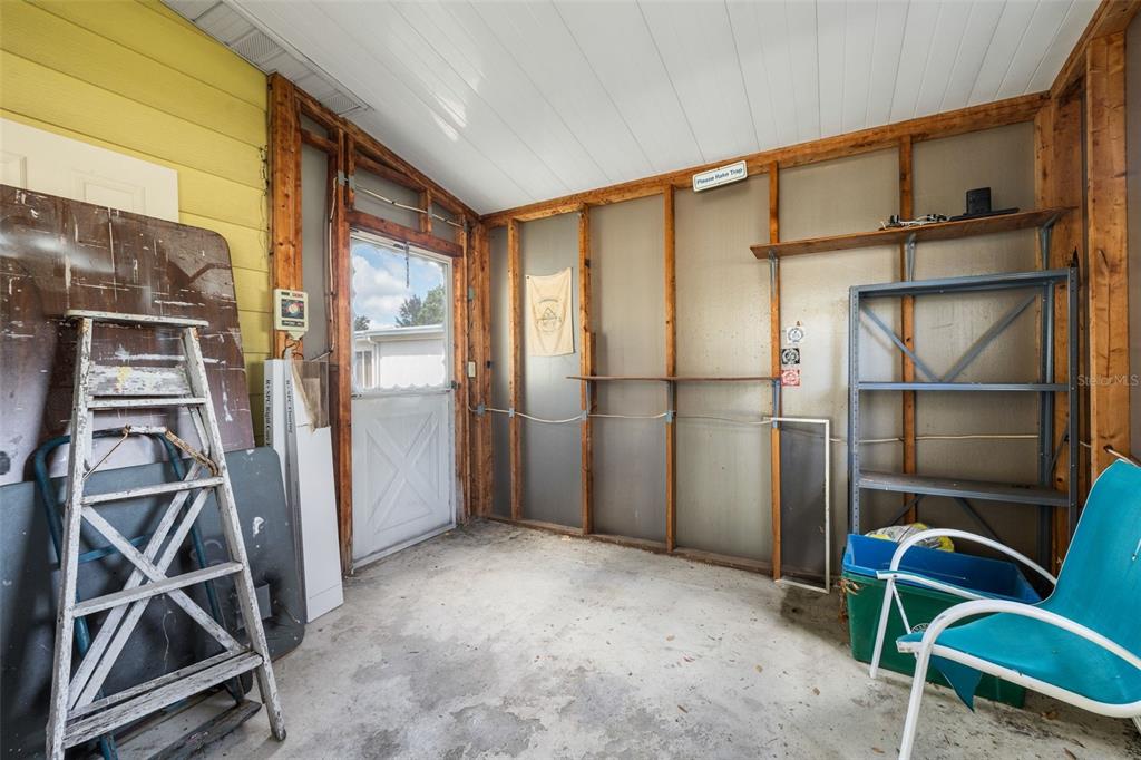 14233 Rialto Avenue Brooksville, FL 34613 - Photo 33 of 34