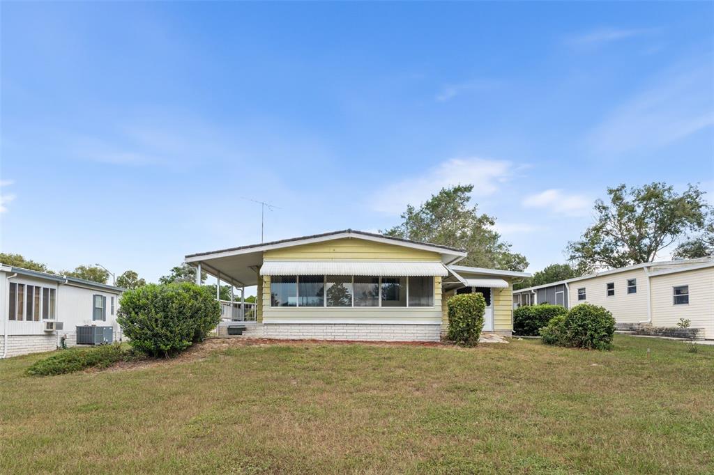 14233 Rialto Avenue Brooksville, FL 34613 - Photo 8 of 34