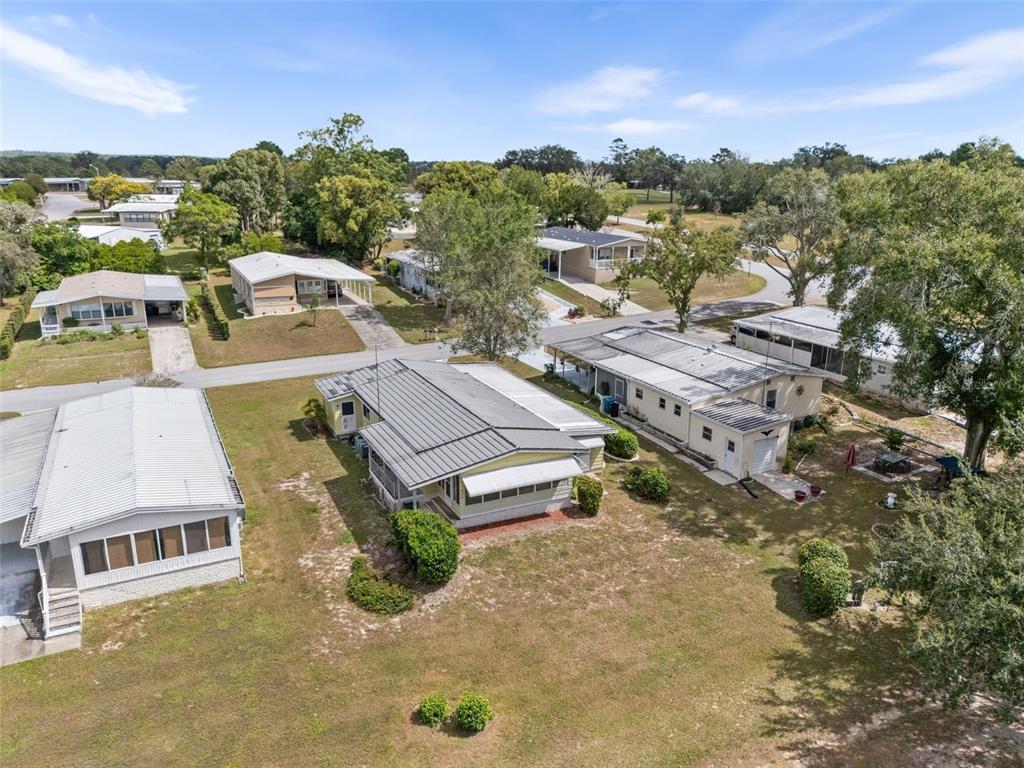 14233 Rialto Avenue Brooksville, FL 34613 - Photo 10 of 34