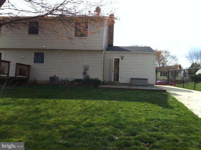 7927 Fitzroy Street Alexandria, VA 22309 - Photo 14 of 15 Exterior (Rear)