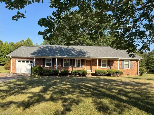 $269,000 | 874 Rockcliff Terrace, Asheboro, NC 27205