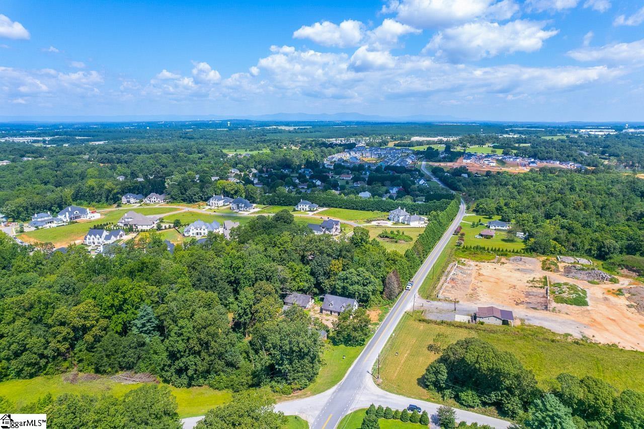 940 Brockman McClimon Road Greer, SC 29651 - Photo 5 of 11 Gallery Image 5