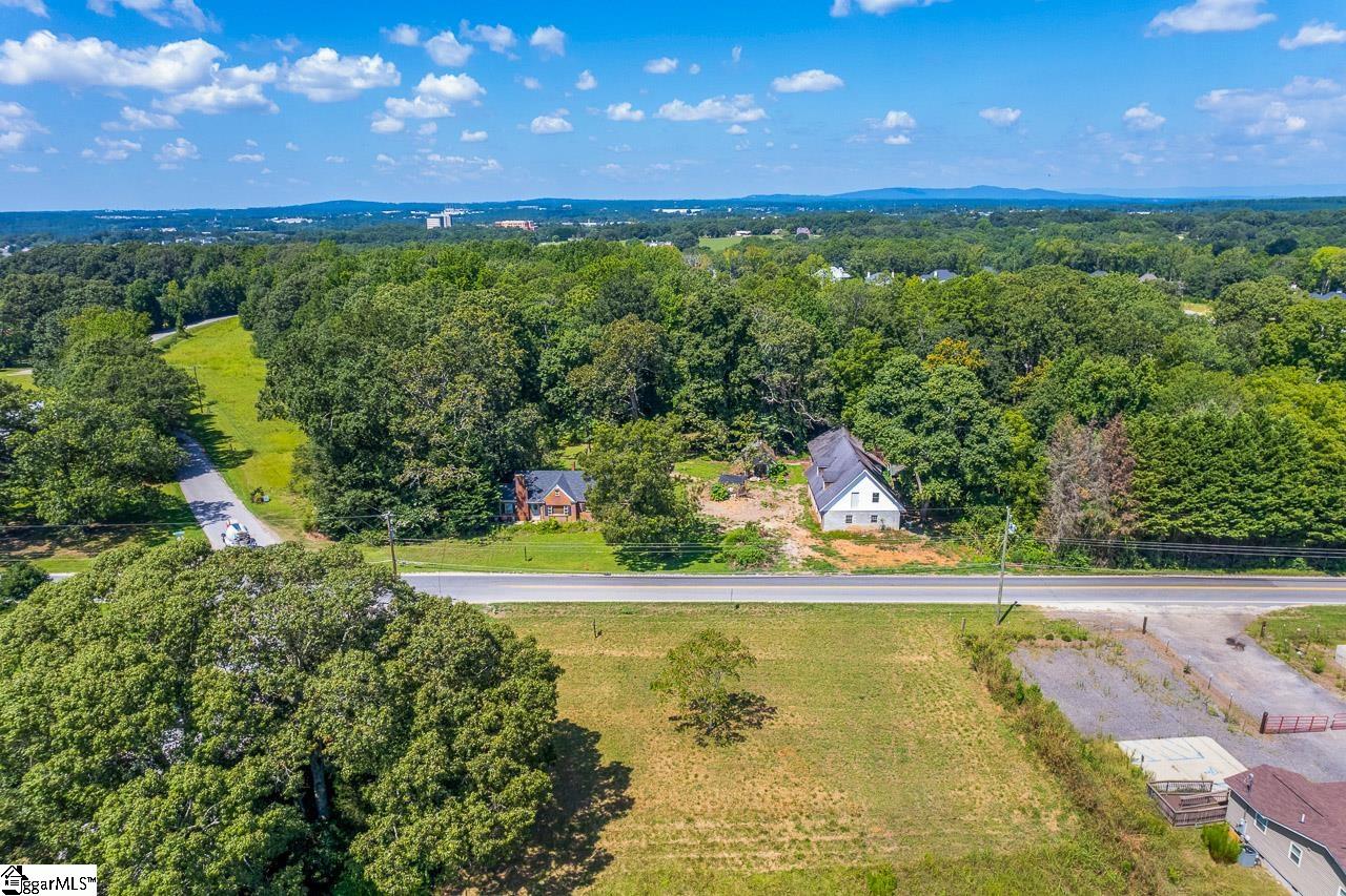 940 Brockman McClimon Road Greer, SC 29651 - Photo 8 of 11 Gallery Image 8