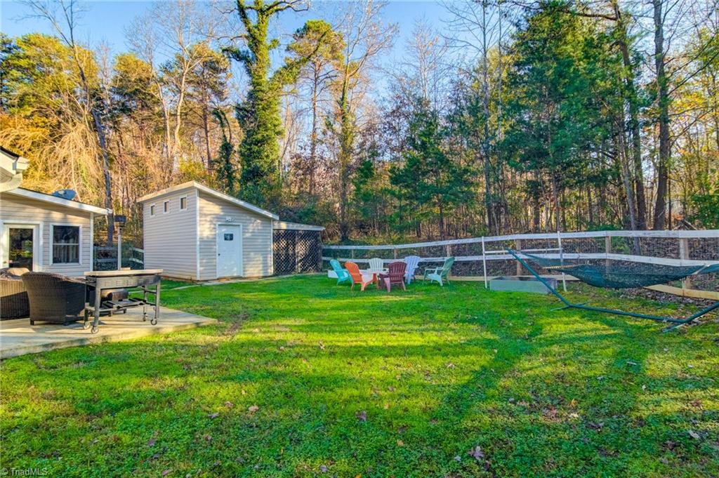 155 Linbrook Drive Winston-Salem, NC 27106 - Photo 3 of 33