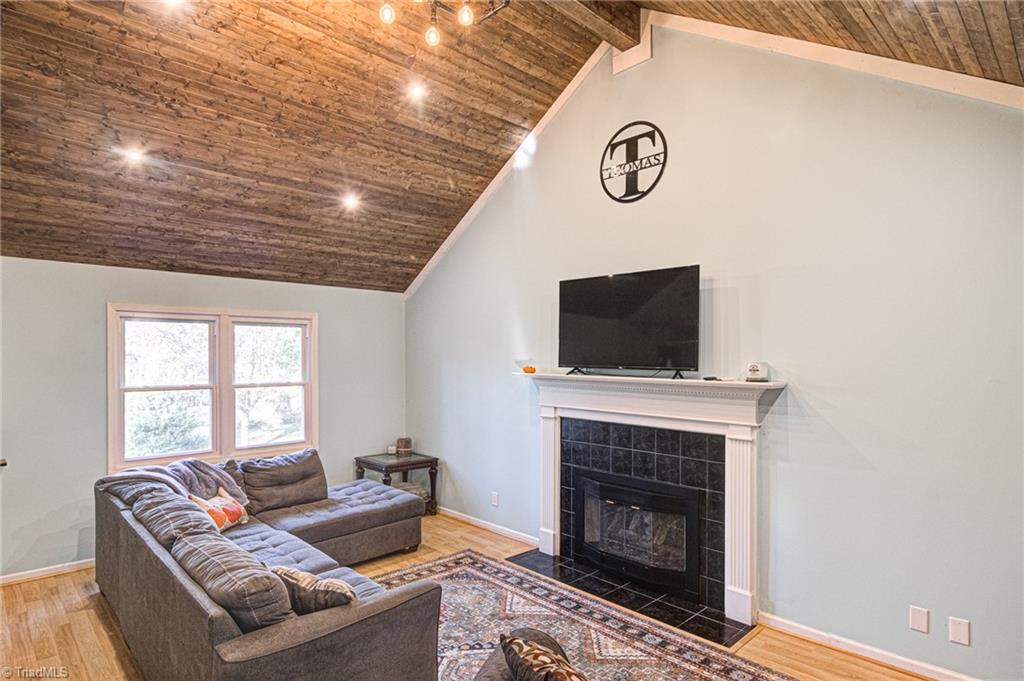 155 Linbrook Drive Winston-Salem, NC 27106 - Photo 8 of 33