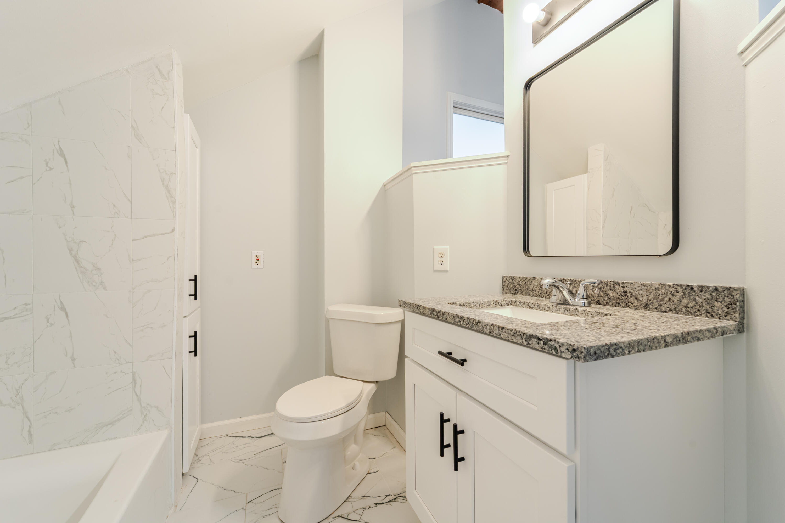 16923 Stephens Road Eastpointe, MI 48021 - Photo 25 of 25 Upper