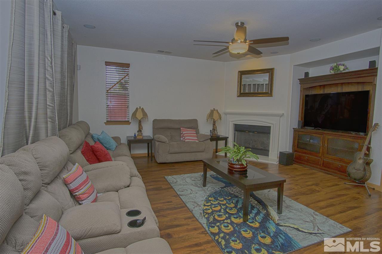 10572 Fort Morgan Way Reno, NV 89521 - Photo 8 of 16 Photo 8