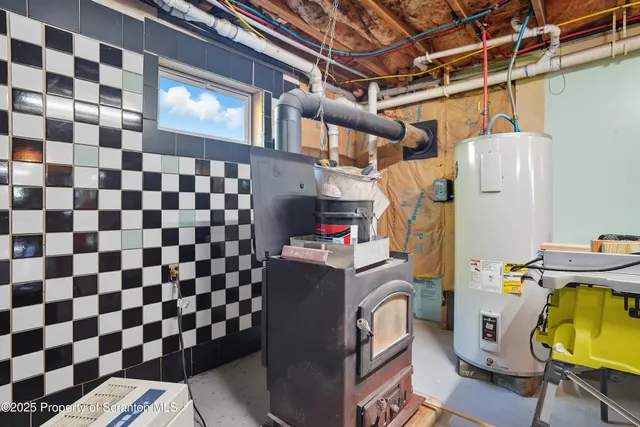 $460,000 | 91 Stevens Road, Lake Ariel, PA 18436