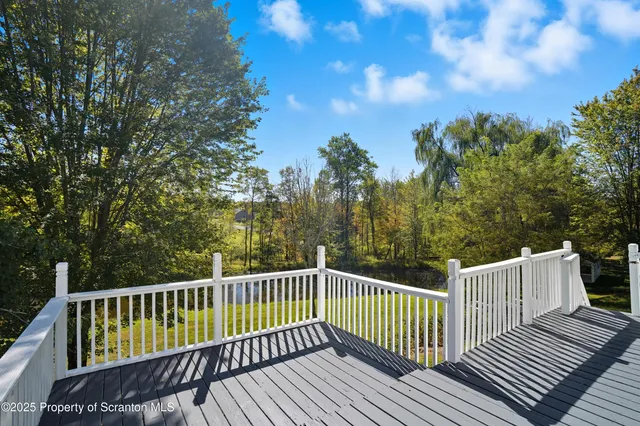 $460,000 | 91 Stevens Road, Lake Ariel, PA 18436