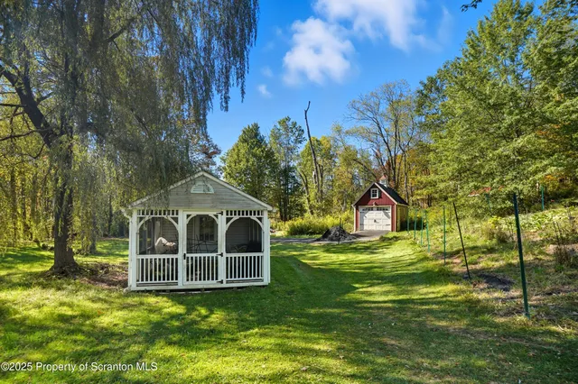 $460,000 | 91 Stevens Road, Lake Ariel, PA 18436