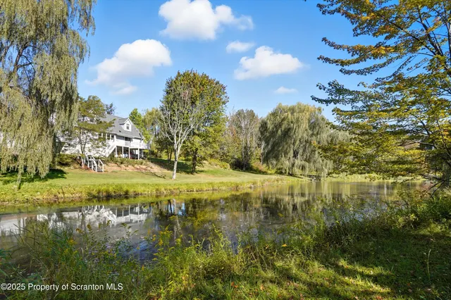 $460,000 | 91 Stevens Road, Lake Ariel, PA 18436