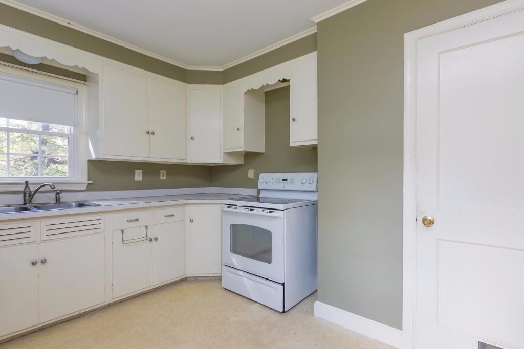 66 Victor Road Portland, ME 04103 - Photo 11 of 29 Photo