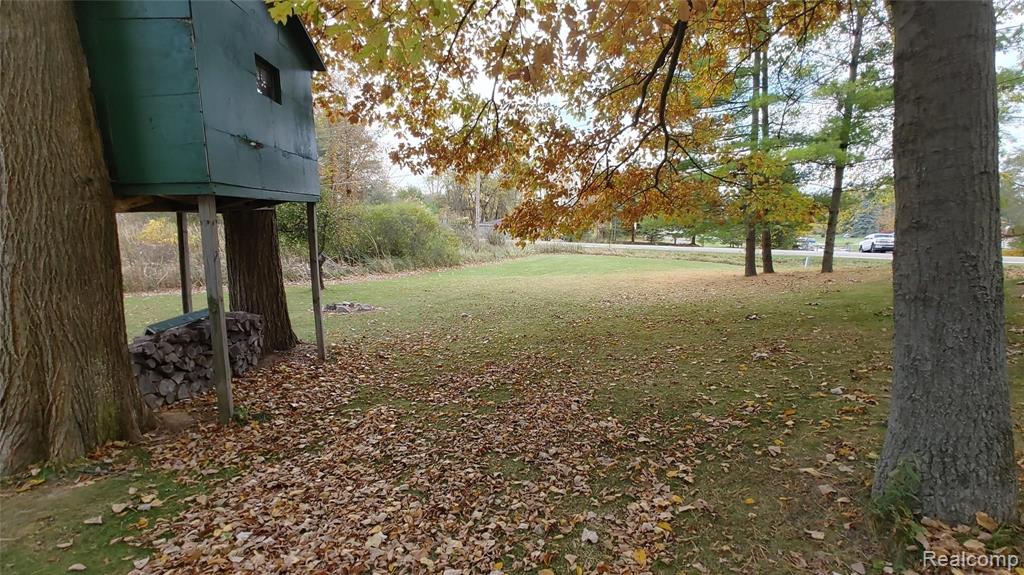 10498 Carmer Road Fenton, MI 48430 - Photo 38 of 40