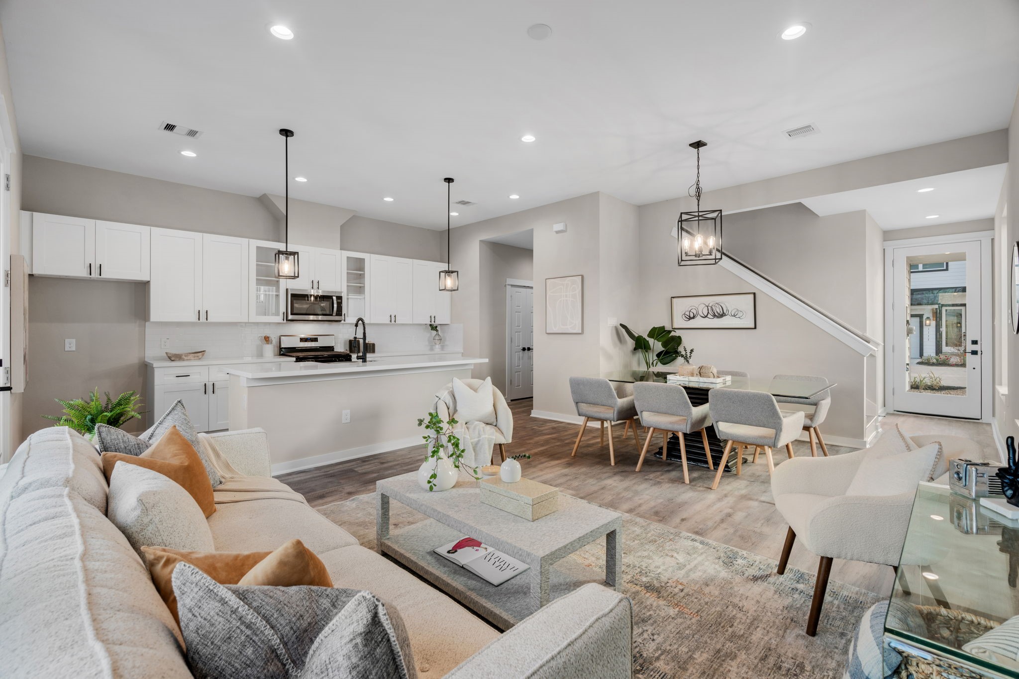 5923 Wheatley Street Houston, TX 77091 - Photo 12 of 44 Photos are of a different unit.