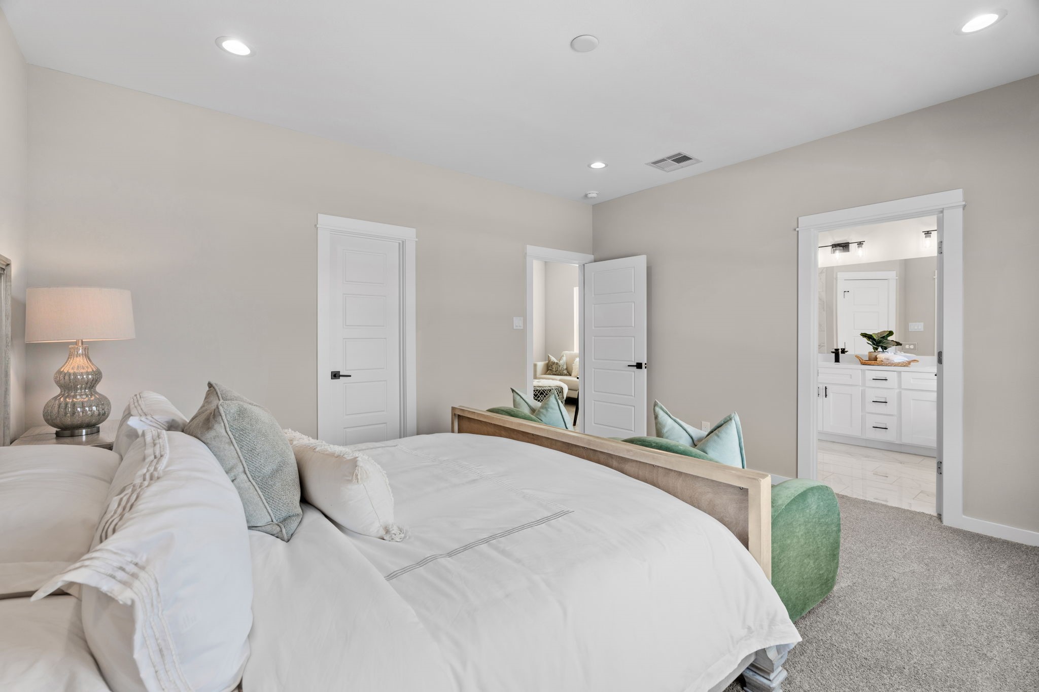 5923 Wheatley Street Houston, TX 77091 - Photo 26 of 44 Photos are of a different unit.