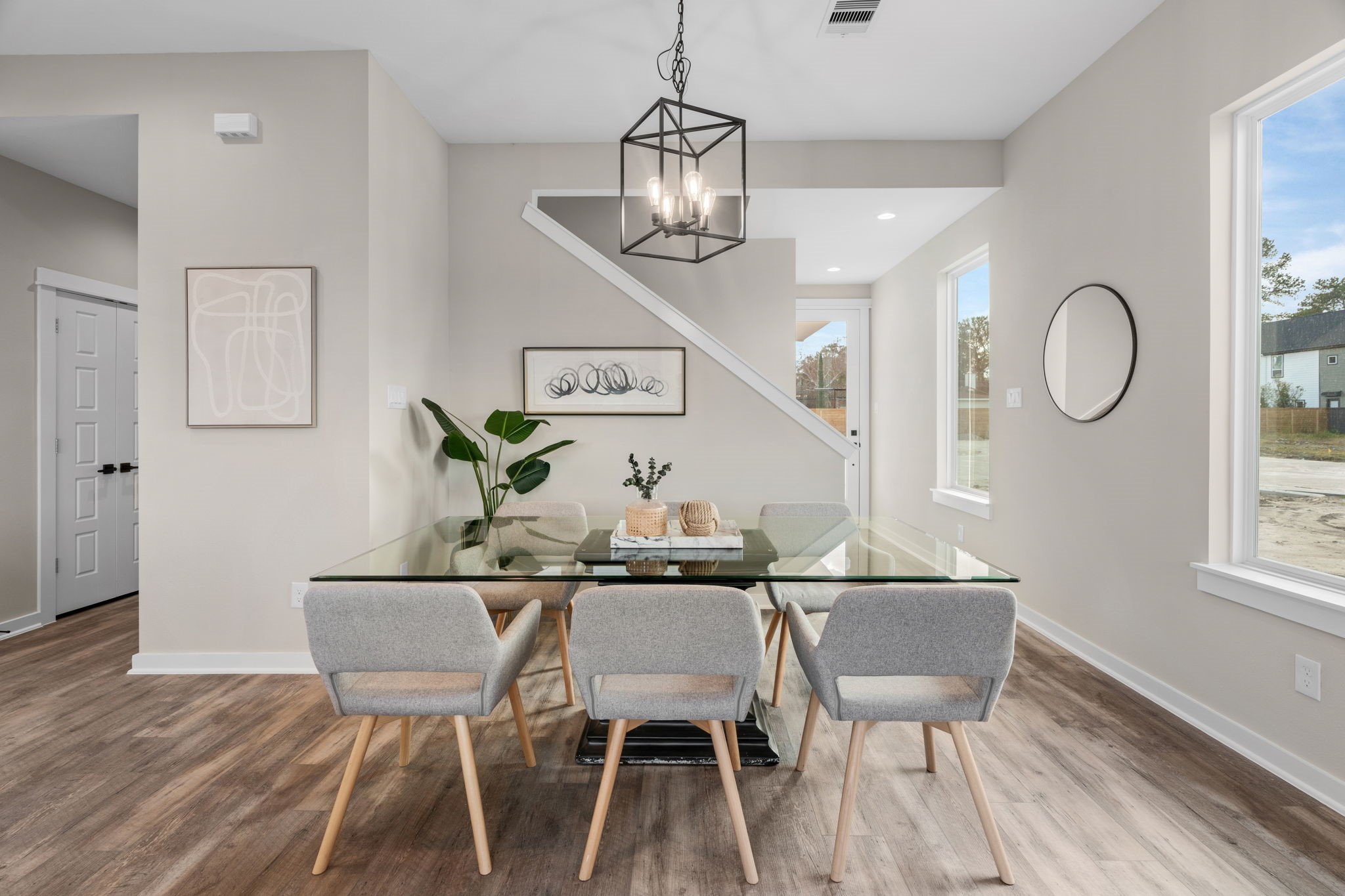 5923 Wheatley Street Houston, TX 77091 - Photo 4 of 44 Photos are of a different unit.