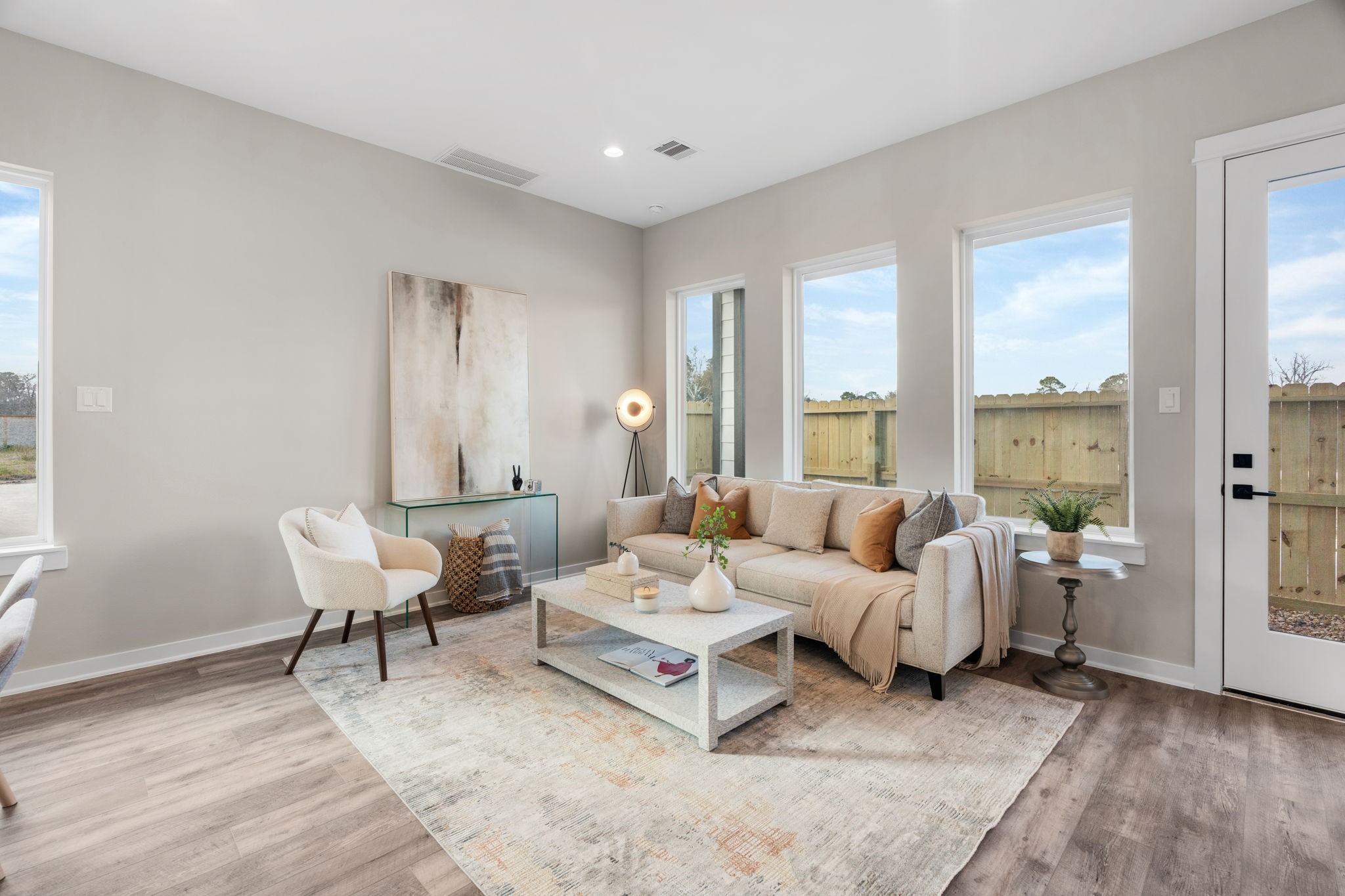 5923 Wheatley Street Houston, TX 77091 - Photo 10 of 44 Photos are of a different unit.