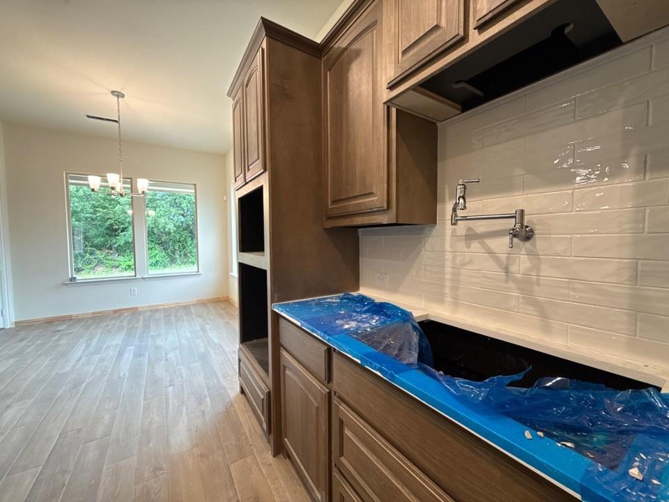 132 Oak Grv Way Springtown, TX 76082 - Photo 10 of 18