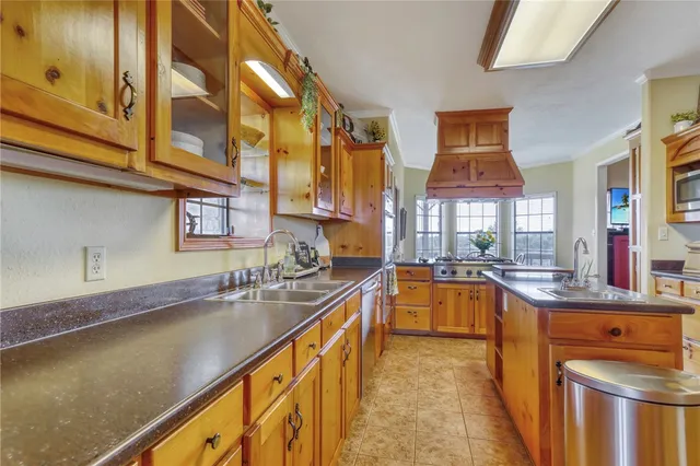 $1,175,000 | 4404 County Road 151, Centerville, TX 75833