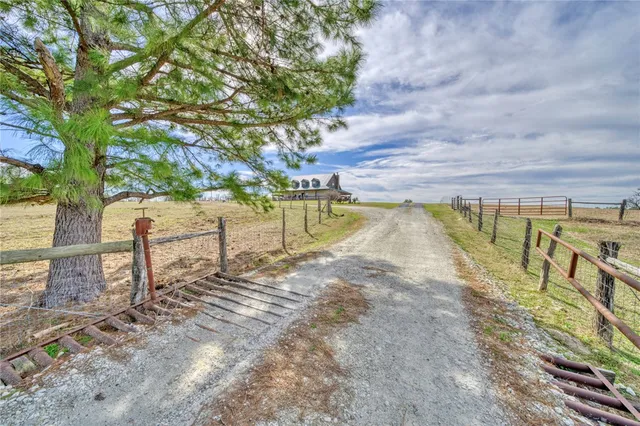 $1,175,000 | 4404 County Road 151, Centerville, TX 75833