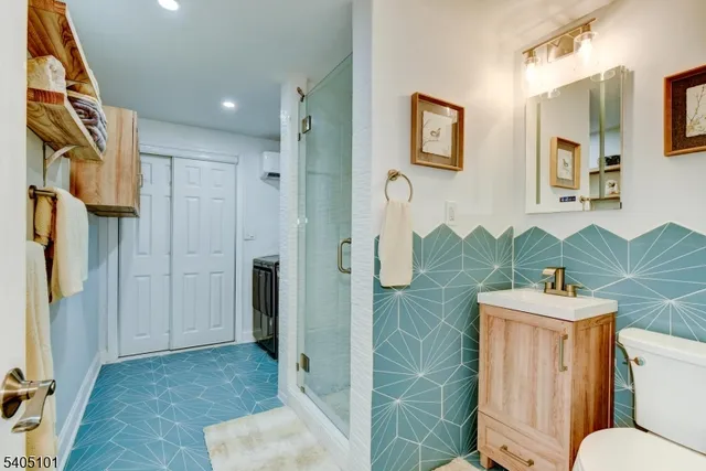 $774,999 | 6 Elm Avenue, Warren, NJ 07059